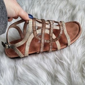HOUSE OF HARLOW 1960 Aggie Beaded Sandals Size 8.5